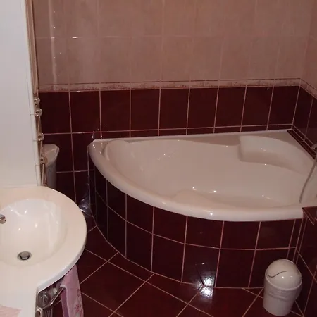 Racz Vendeghaz Lägenhet *