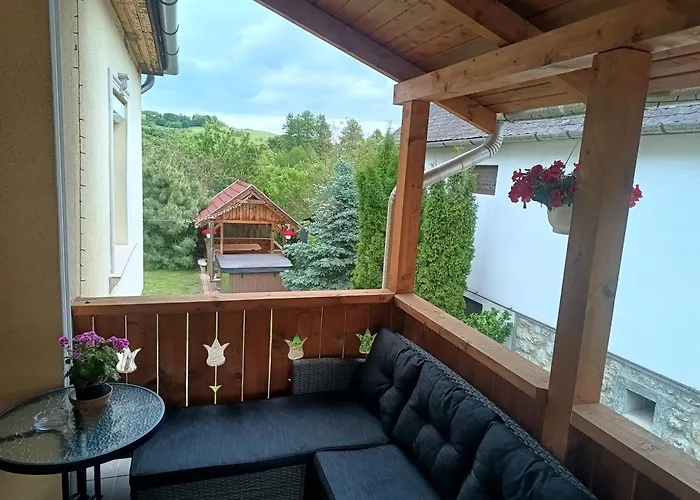 Racz Vendeghaz Apartament *
